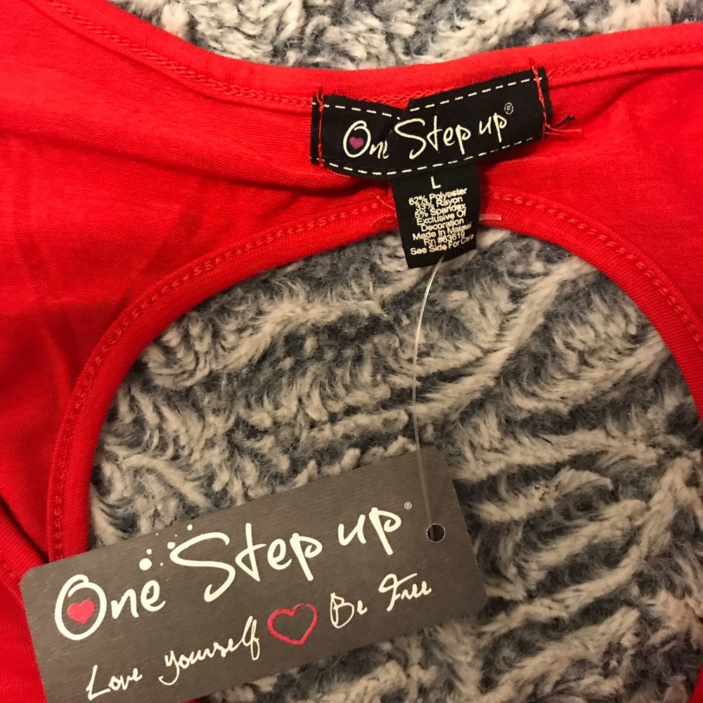 ✨ Red Dress ✨ - Picture 5 of 6